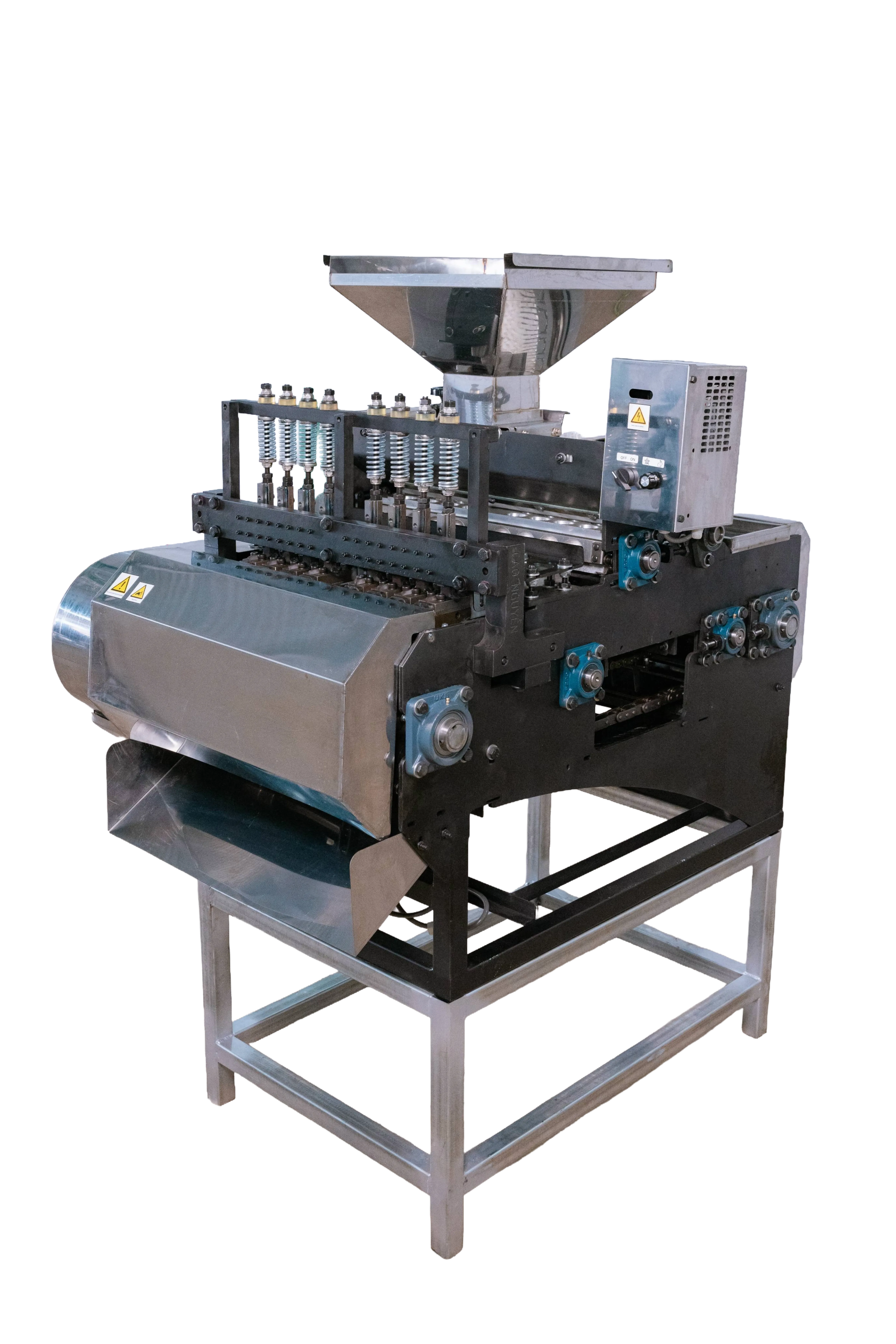 Vietnam 12-Blade Cashew Cutting Machine - View 3